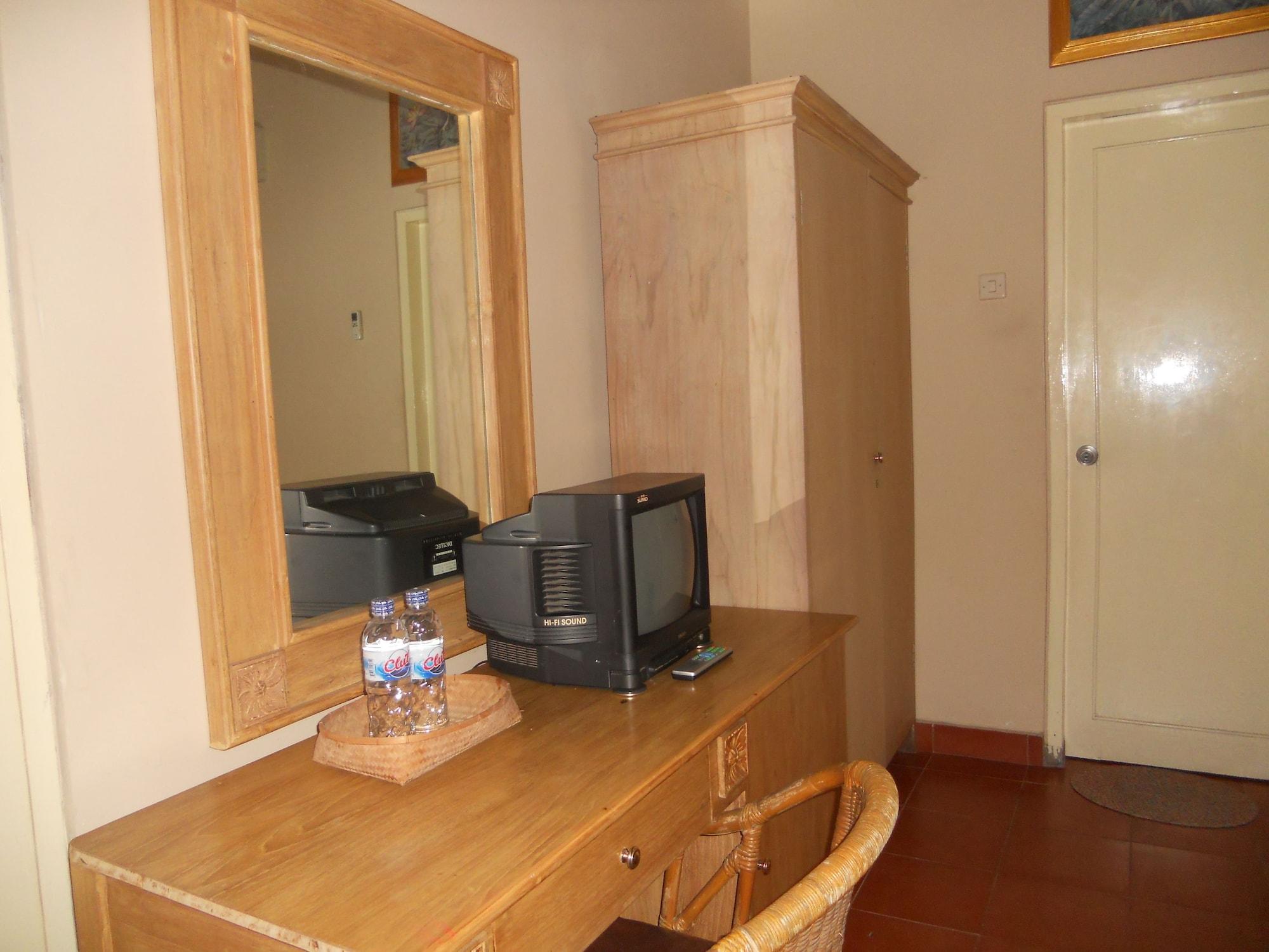 Pabean Buleleng Bali Lovina Beach Cottages מראה חיצוני תמונה