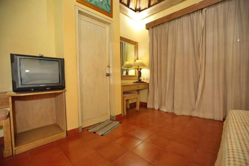 Pabean Buleleng Bali Lovina Beach Cottages מראה חיצוני תמונה