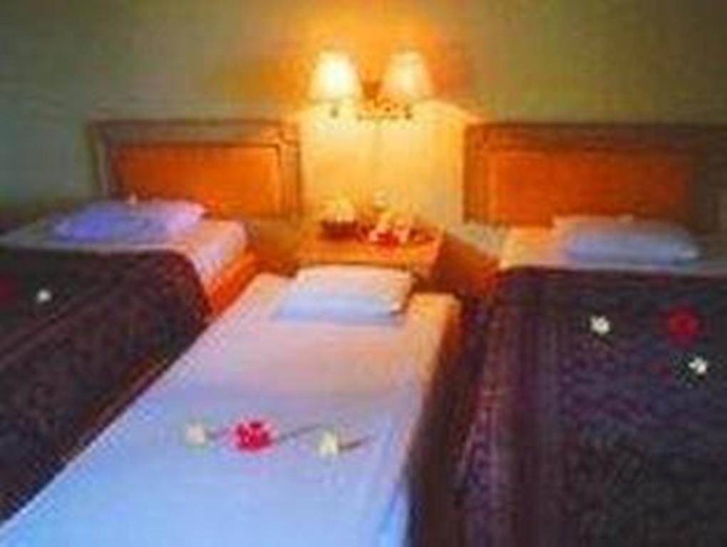 Pabean Buleleng Bali Lovina Beach Cottages מראה חיצוני תמונה