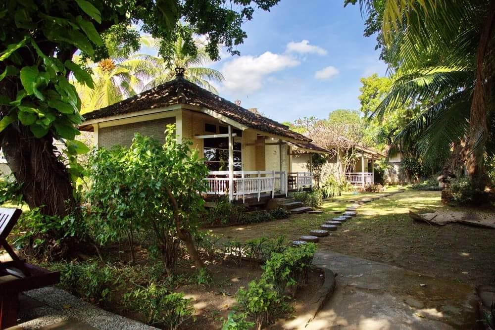Pabean Buleleng Bali Lovina Beach Cottages מראה חיצוני תמונה