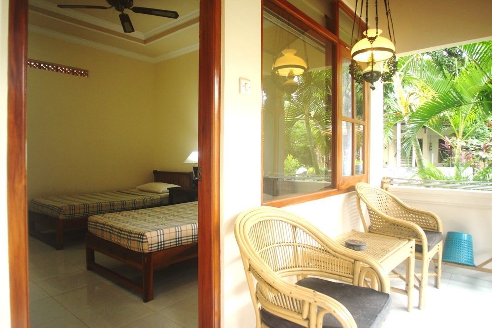 Pabean Buleleng Bali Lovina Beach Cottages מראה חיצוני תמונה