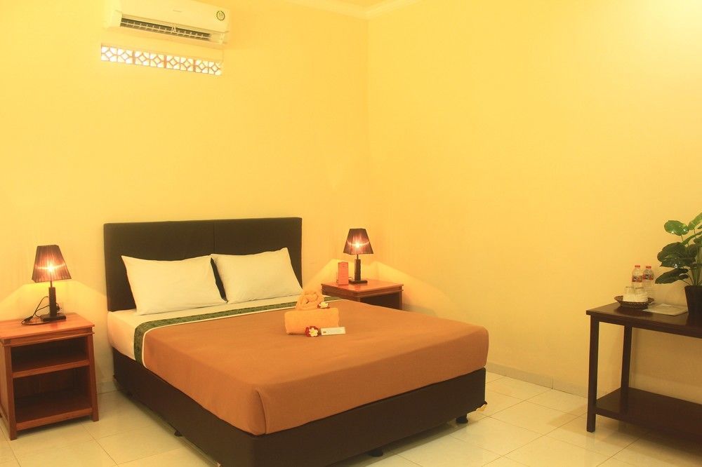 Pabean Buleleng Bali Lovina Beach Cottages מראה חיצוני תמונה