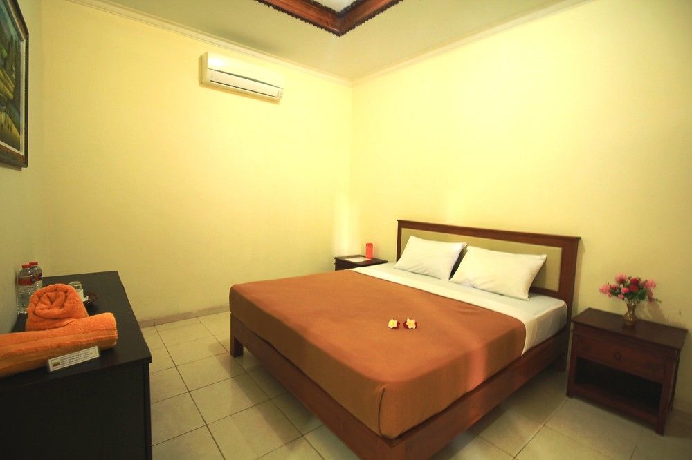 Pabean Buleleng Bali Lovina Beach Cottages מראה חיצוני תמונה