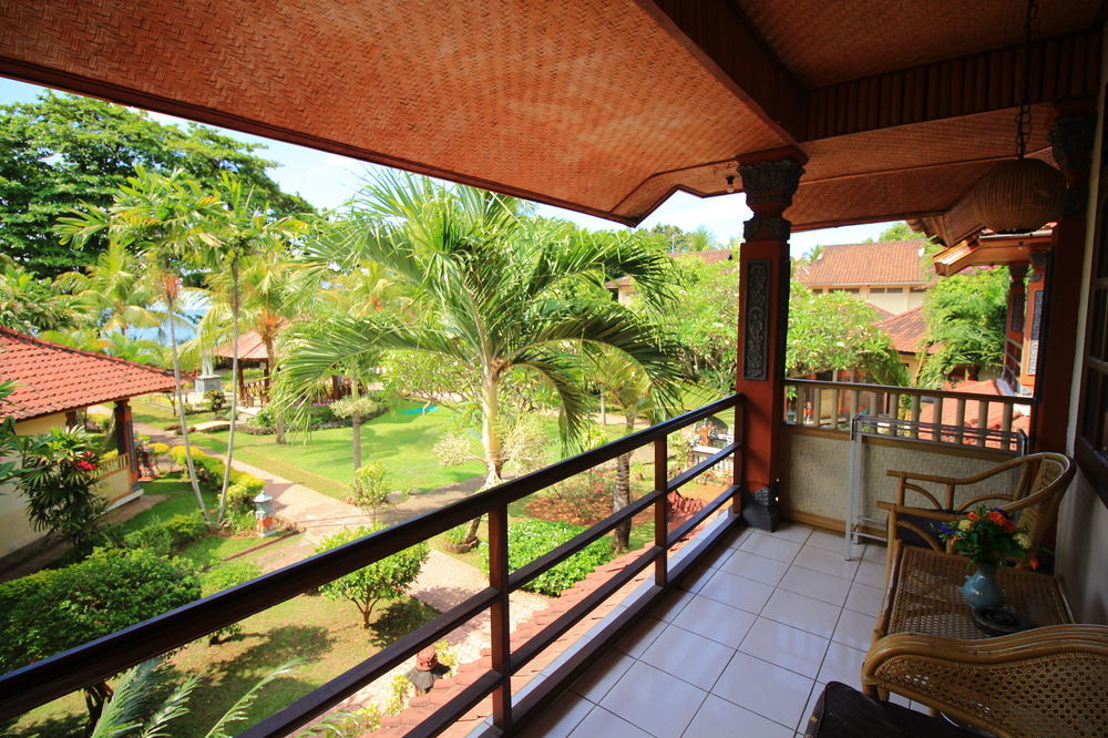 Pabean Buleleng Bali Lovina Beach Cottages מראה חיצוני תמונה
