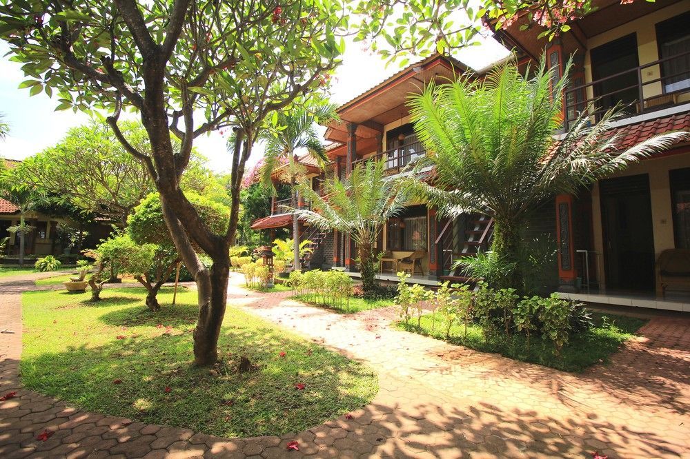 Pabean Buleleng Bali Lovina Beach Cottages מראה חיצוני תמונה