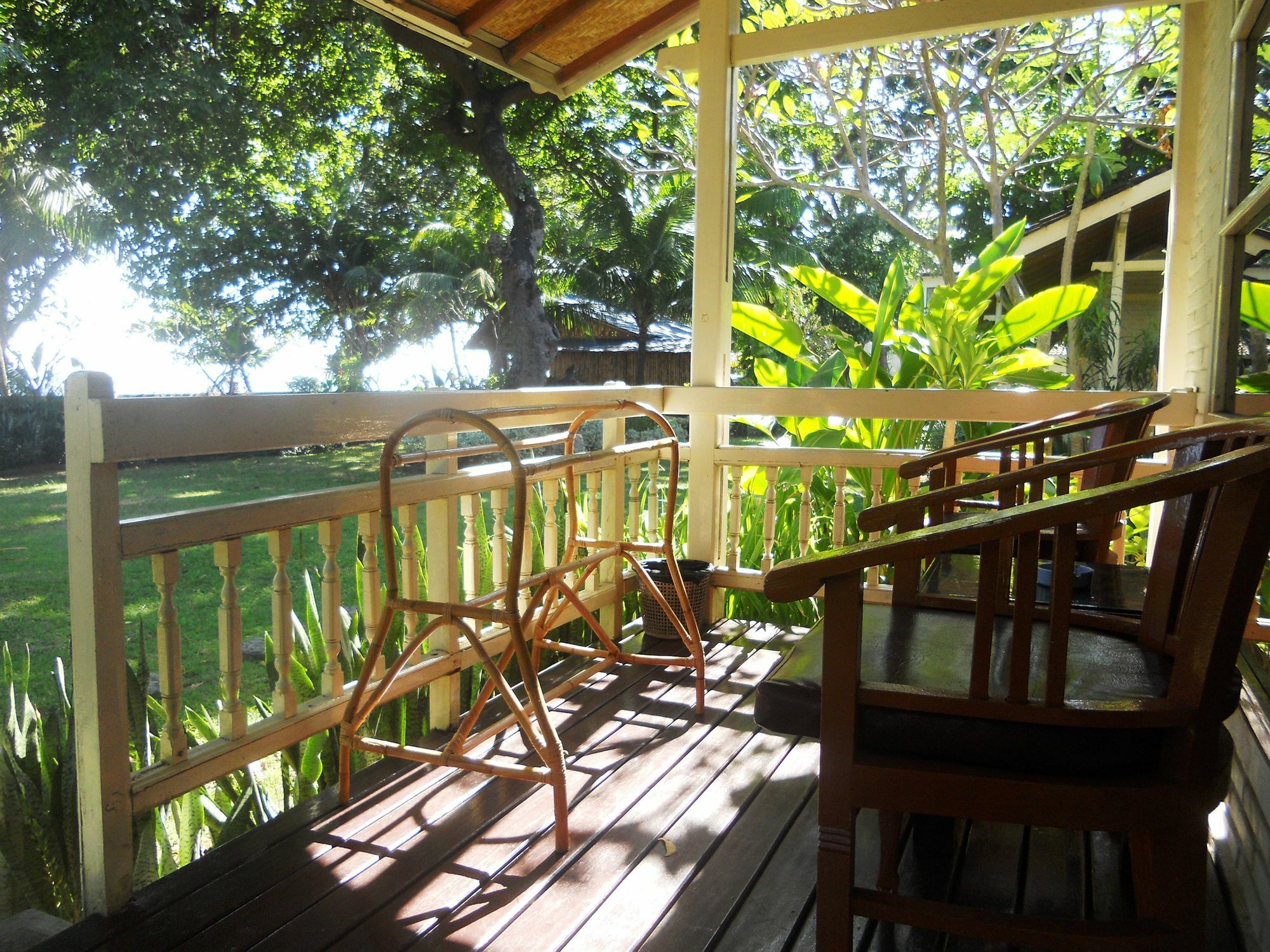 Pabean Buleleng Bali Lovina Beach Cottages מראה חיצוני תמונה