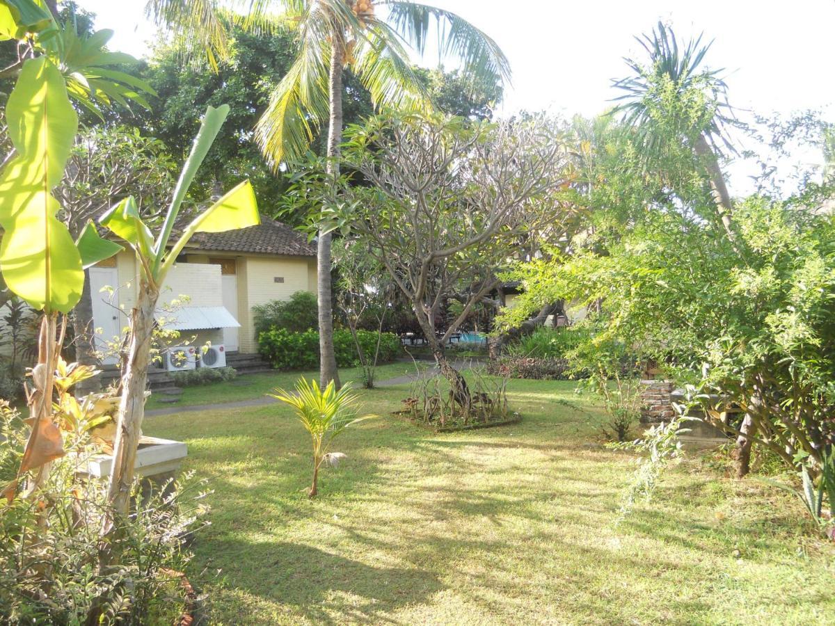 Pabean Buleleng Bali Lovina Beach Cottages מראה חיצוני תמונה
