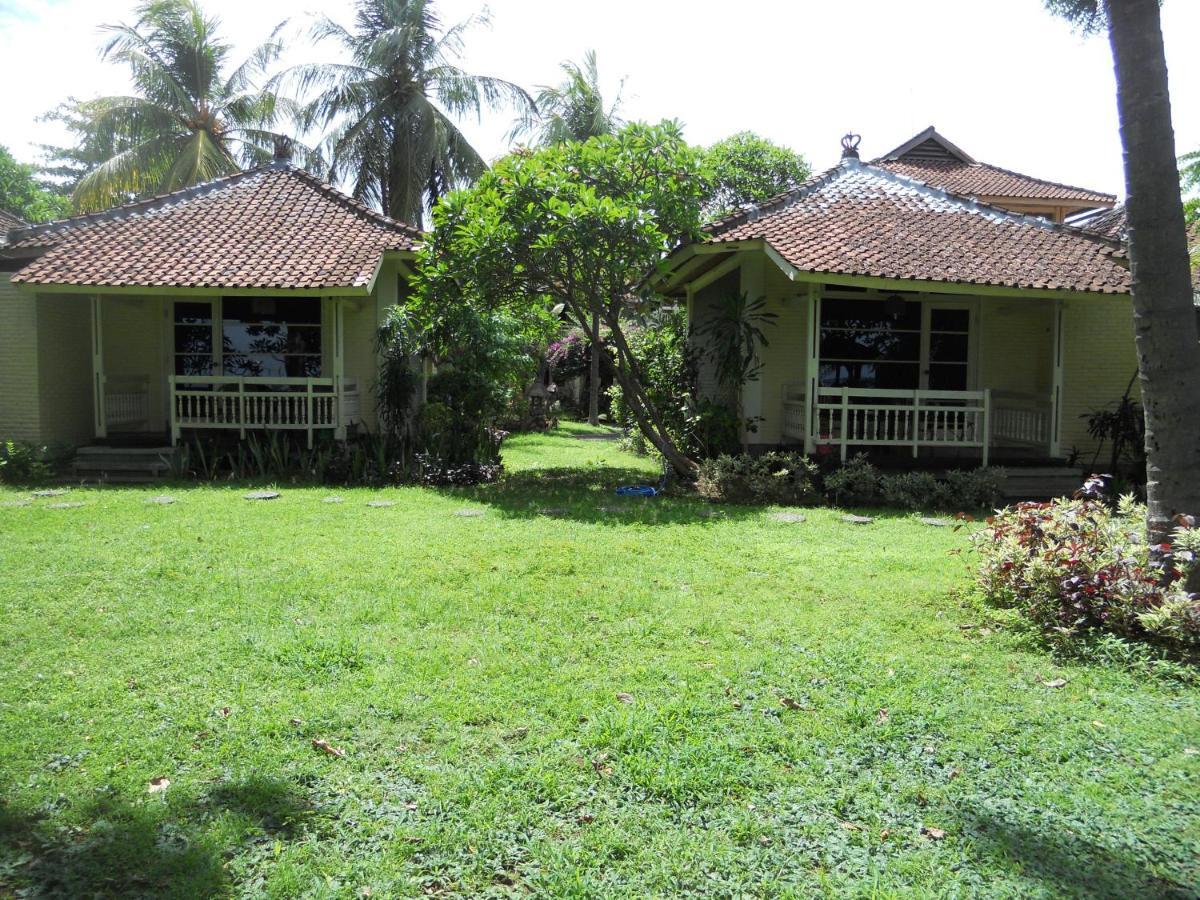 Pabean Buleleng Bali Lovina Beach Cottages מראה חיצוני תמונה